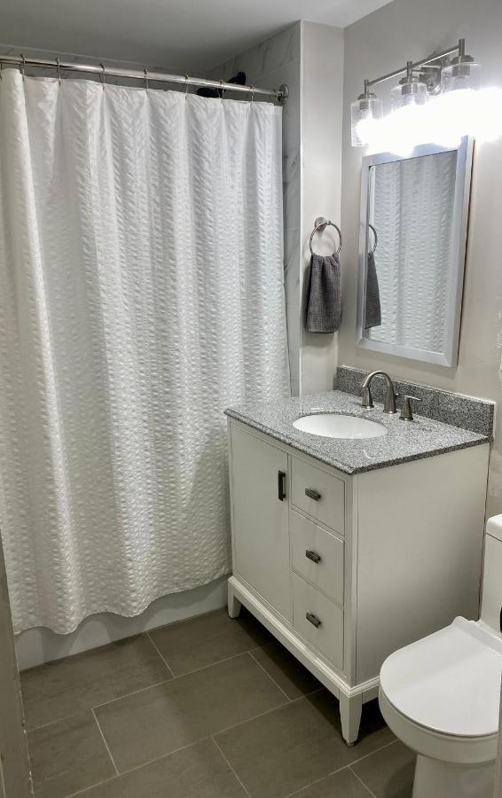 Lincoln Park Apartment With Backyard! Chicago Exteriör bild